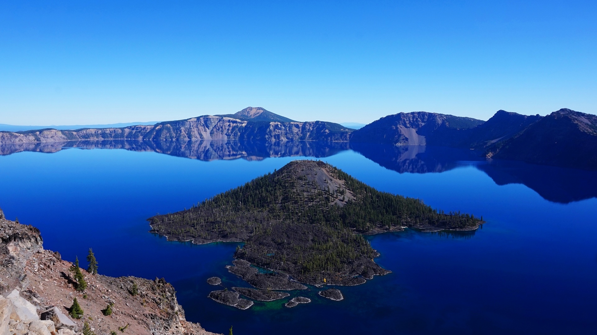 crater lake national park by chimani